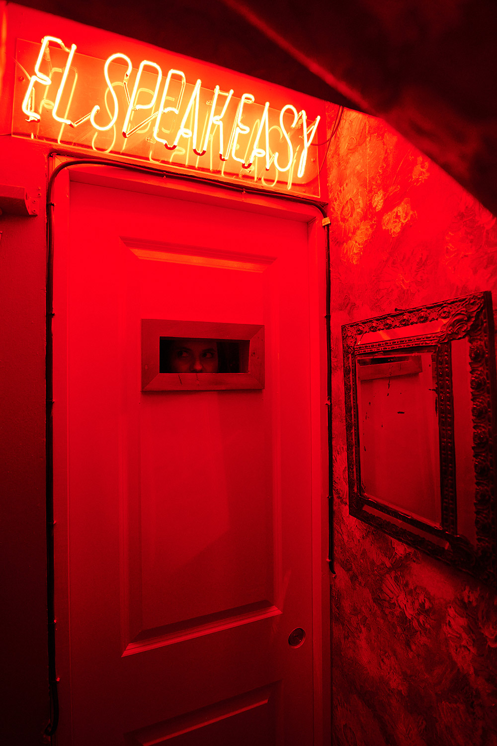 A speakeasy bar in a unassuming neighbourhood in Providencia