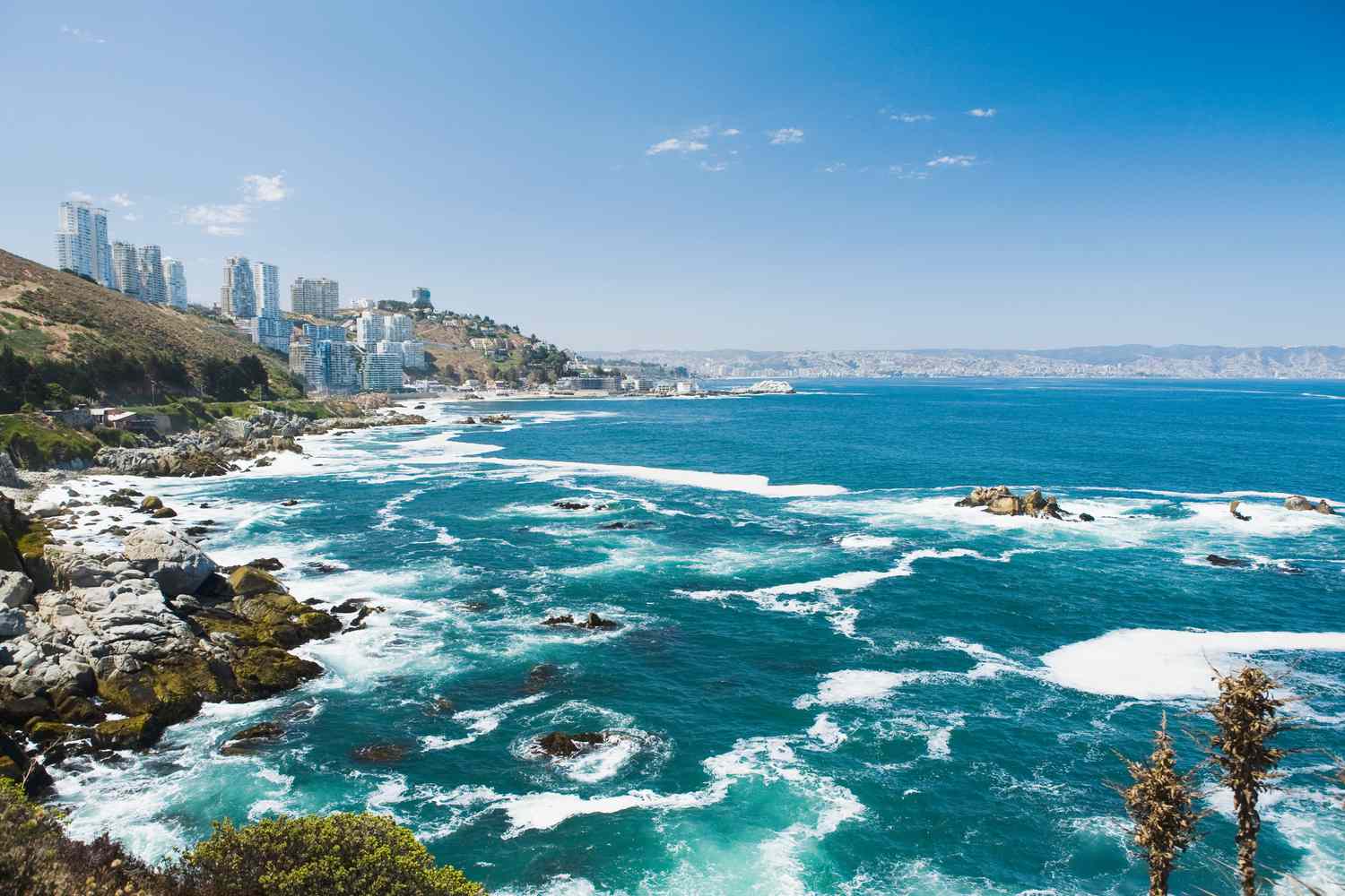 The beautiful coastline around Viña del Mar