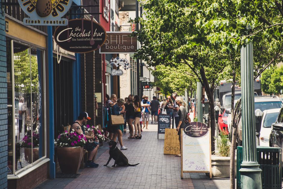 Best Neighborhoods to Explore in Santiago