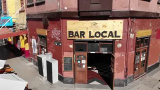 Bar Local image 2