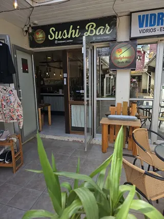 Bodyboard Sushi-Bar image 1