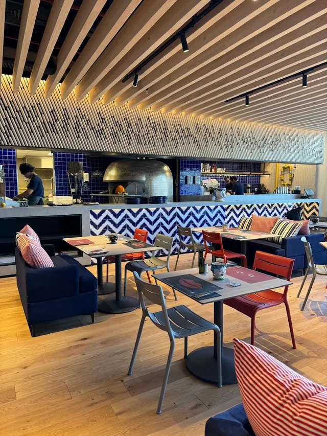 Brunapoli Los Dominicos, Las Condes, Santiago