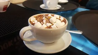 Café Cariño image 2
