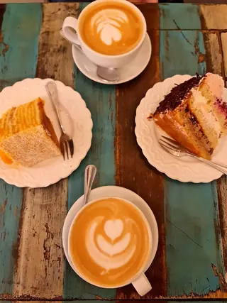 Café Cariño image 3