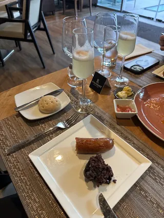 Catae Restaurant image 5