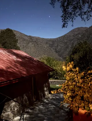 Chalet de Piedra image 5