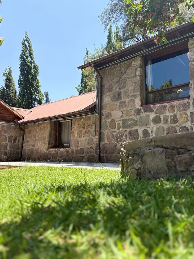 Chalet de Piedra, San José de Maipo, Santiago