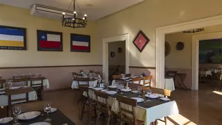 Del Beto Restaurant image 1