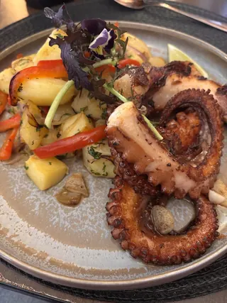 Donde Willy Restaurant image 4