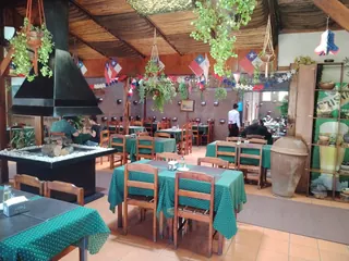 El Cantarito De Pomaire image 1