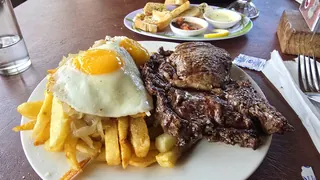 El Pircano Gourmet image 3