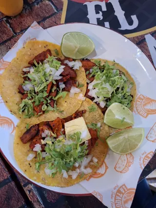 El Socio Taquería image 4