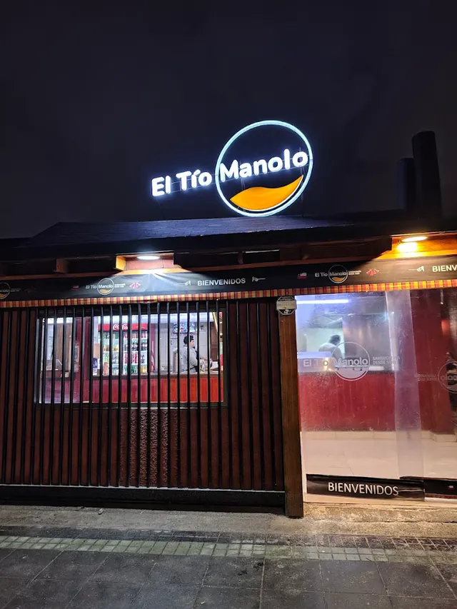 El Tío Manolo, La Reina, Santiago