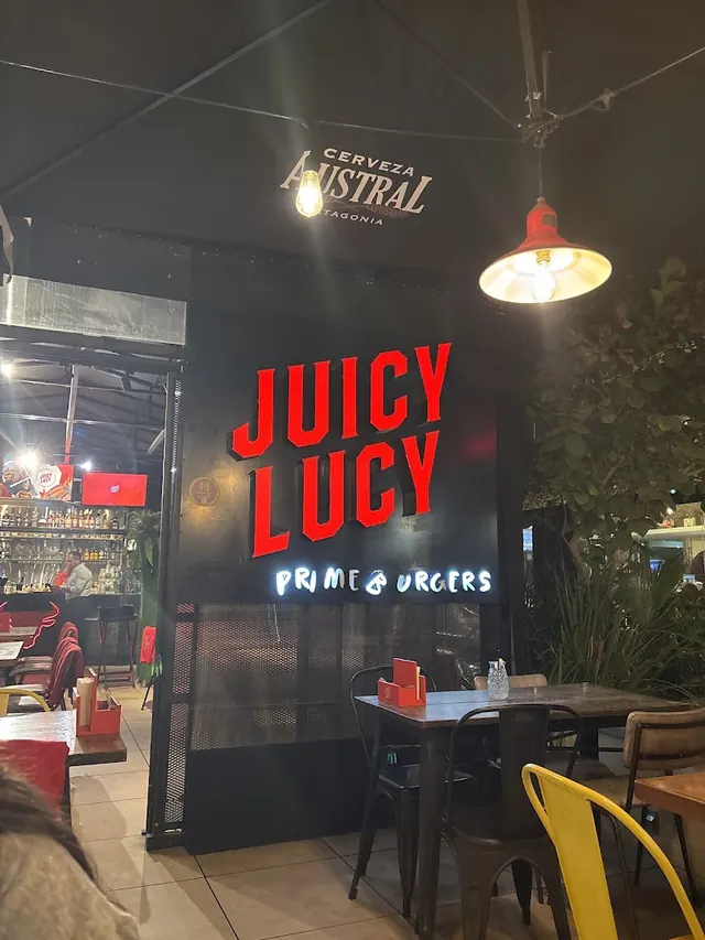 Juicy Lucy, La Reina, Santiago
