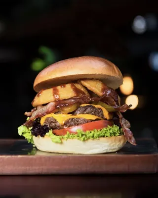 La Maestranza Sandwich & Burger Bar image 3