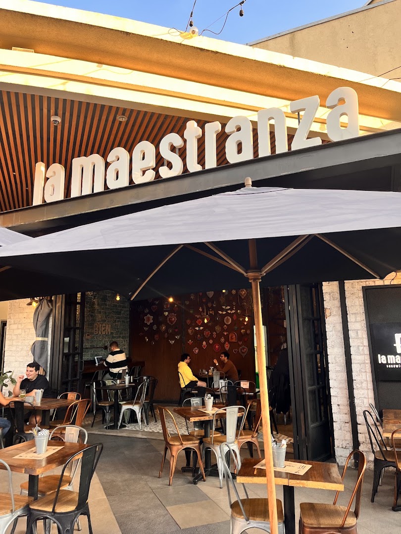 La Maestranza Sandwich & Burger Bar