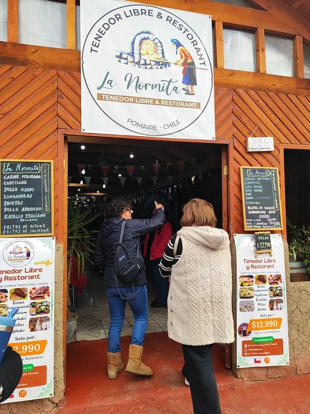 La normita Tenedor Libre, Melipilla, Santiago