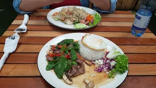 Lai Thai image 4