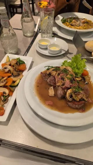 Le Due Torri image 3