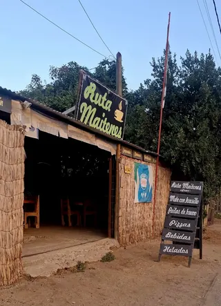 Local Ruta Maitenes image 1