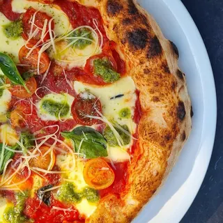 Moe Pizzas Paine image 2