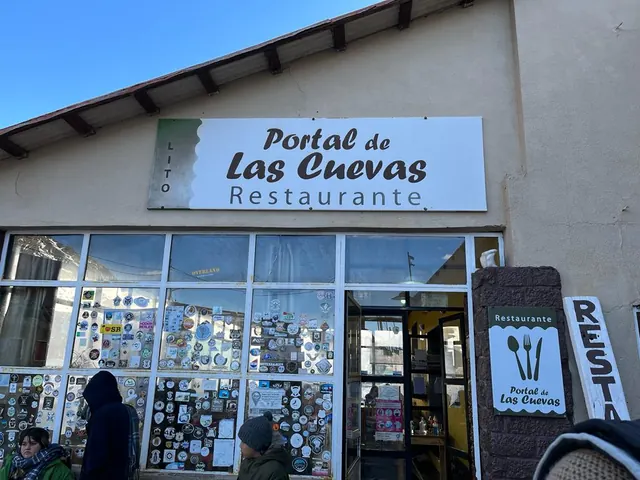 Portal De Las Cuevas, Las Condes, Santiago