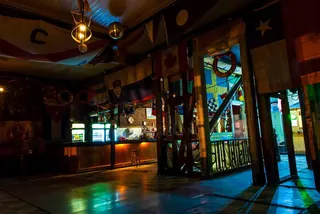 Proa Bar image 1