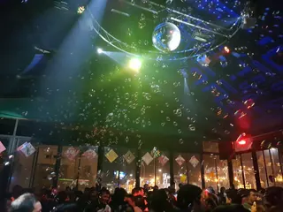 Proa Bar image 5
