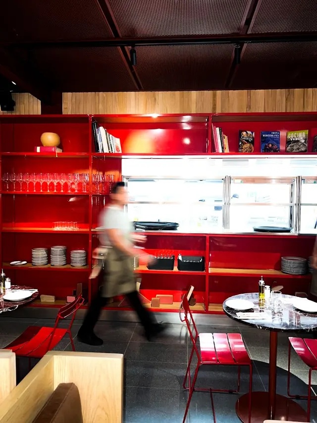 Raval, Vitacura, Santiago
