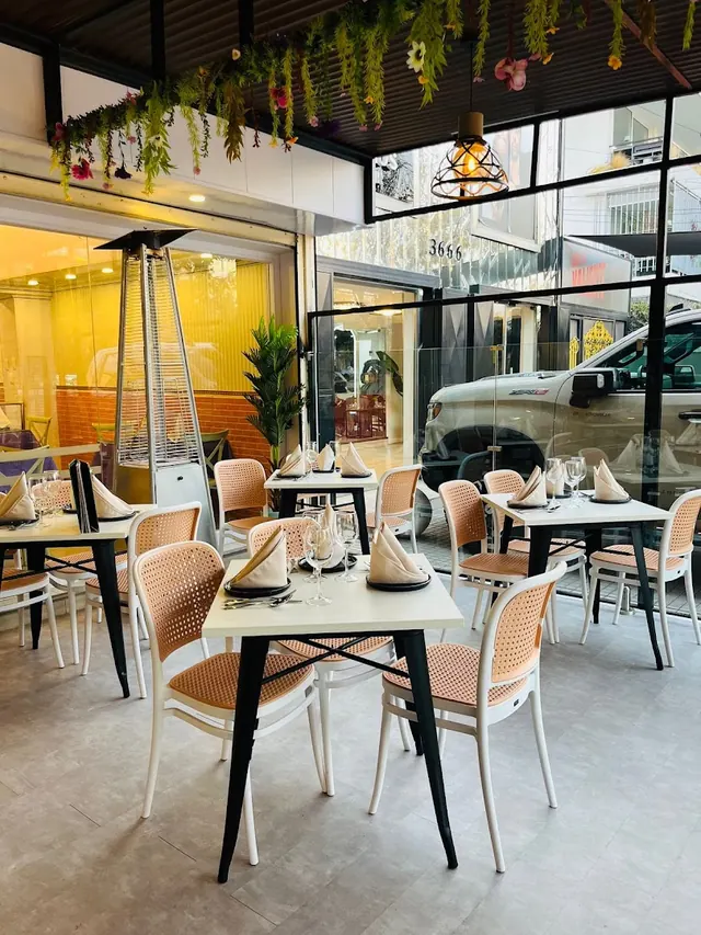 Restaurante Altamicausa, Vitacura, Santiago