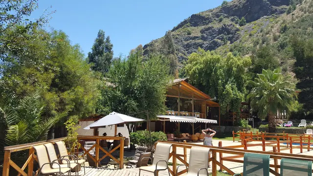 Restaurante Parque Almendro, San José de Maipo, Santiago