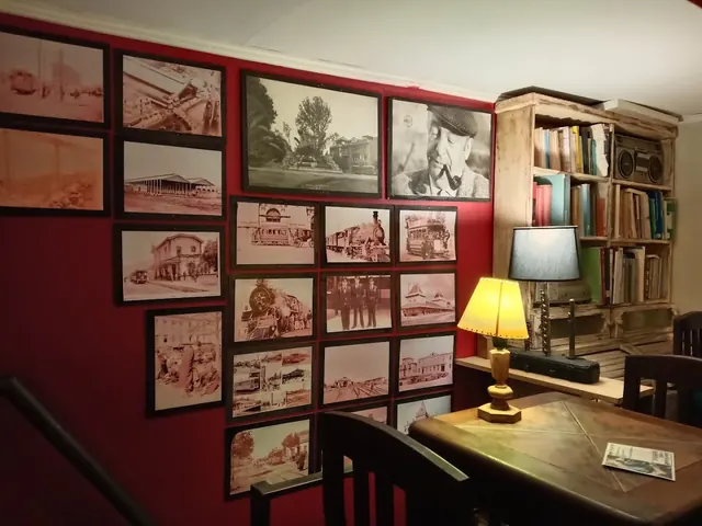 Restobar La Trova, Barrio Yungay, Santiago