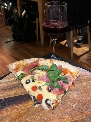Selvaggio / Pizzería image 4