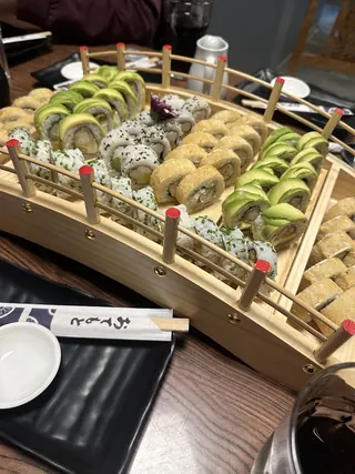 Sushi La Reina image 4