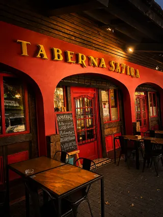 Taberna Sátira Bar Restaurant image 1