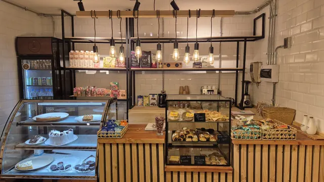 Un Café Y Algo Más, Barrio Yungay, Santiago