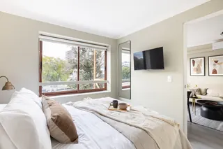 Metro Apart Hotel image 1