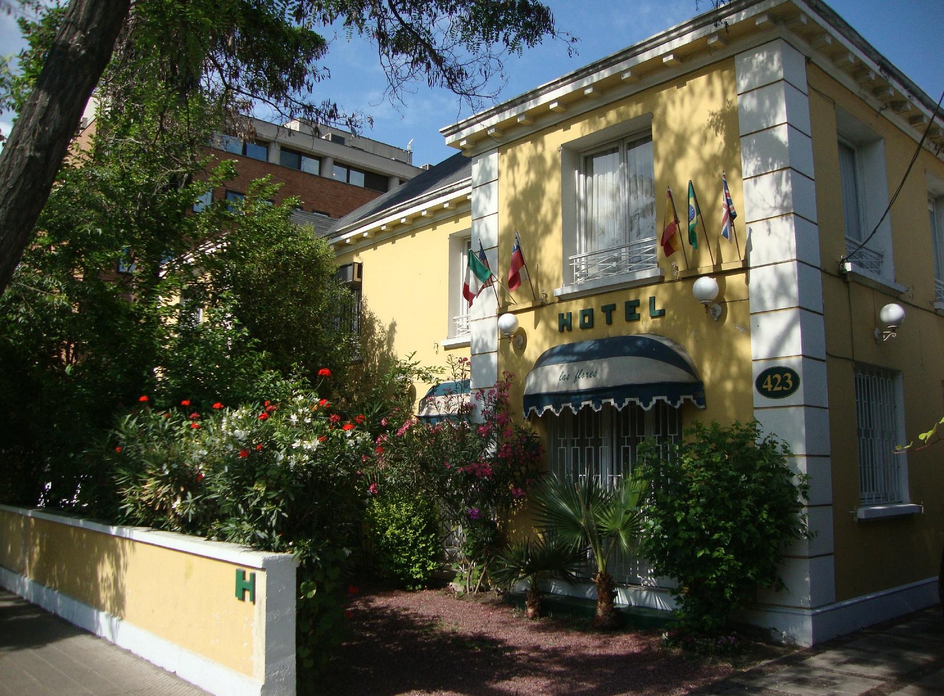 Flowers Hotel