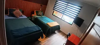 Hostal La Casa Del Puente image 2