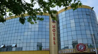 Hotel 198 image 1