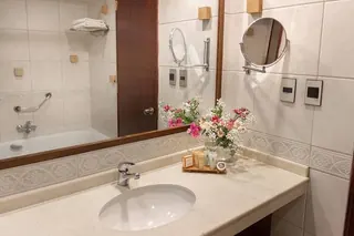 Hotel Fundador image 4