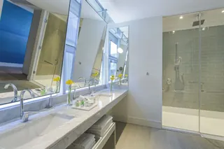 Hotel NH Collection Santiago Casacostanera image 4