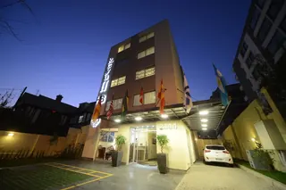 Hotel Reyall HB image 1