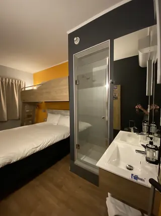 Ibis Budget image 3