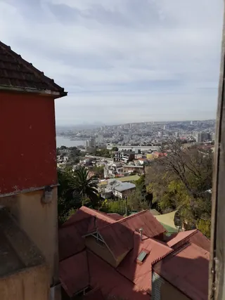 Meraki coffee & Hostel Valparaíso image 5