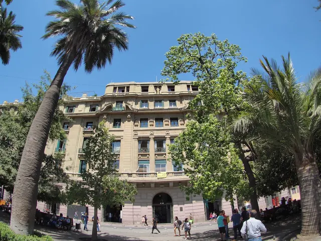 Plaza de Armas Hostel, Santiago