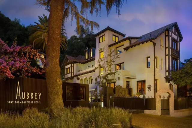 The Aubrey, Bellavista, Santiago