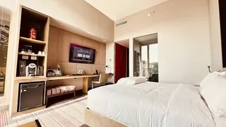 W Santiago image 3