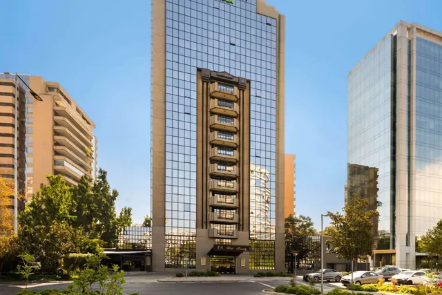 Wyndham Garden Santiago Kennedy, Vitacura, Santiago