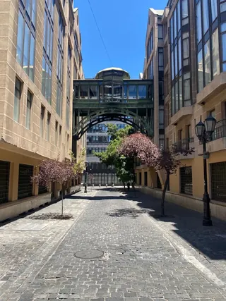 Barrio París Londres image 4